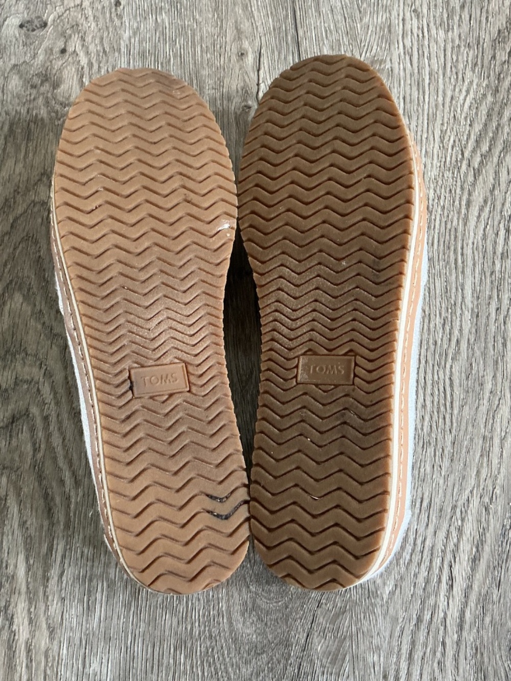 Tom’s Jocelyn Espadrille Slip-On Sneakers - 8.5 - Picture 8 of 10